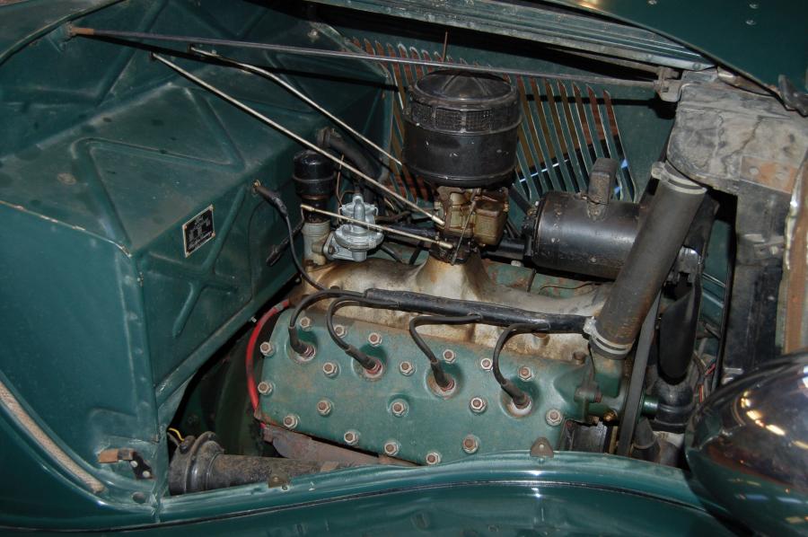  Ford DeLuxe Phaeton 1933 года  (фото 6 из 7)
